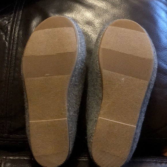 Gap size 11 flats - Picture 2 of 2